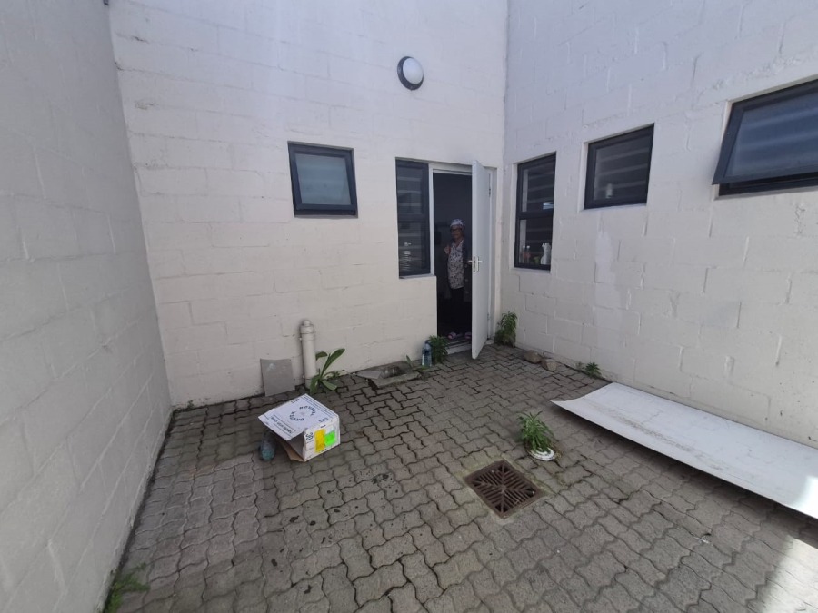 To Let Commercial Property for Rent in Ottery Western Cape